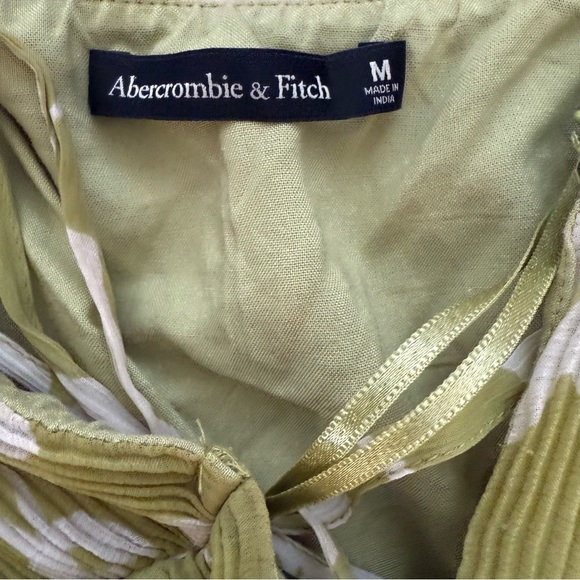 Abercrombie & Fitch Medium Green Floral Pleated Halter Maxi Dress - Picture 4 of 6